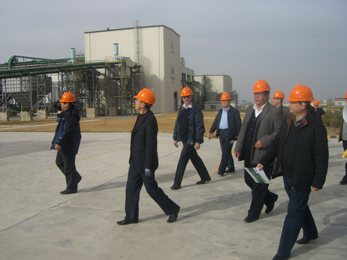 國家農(nóng)業(yè)部、財政部以及甘肅省農(nóng)業(yè)廳、財政廳等領(lǐng)導到公司考察調(diào)研