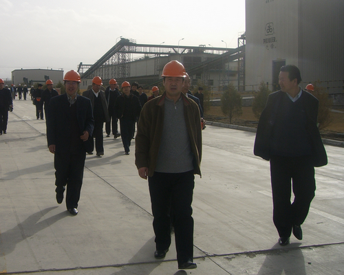 國家農(nóng)業(yè)部、財政部以及甘肅省農(nóng)業(yè)廳、財政廳等領(lǐng)導到公司考察調(diào)研