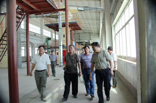 國(guó)家棉花協(xié)會(huì)副會(huì)長(zhǎng)史建偉等領(lǐng)導(dǎo)來公司調(diào)研金塔、瓜州、敦煌棉花市場(chǎng)